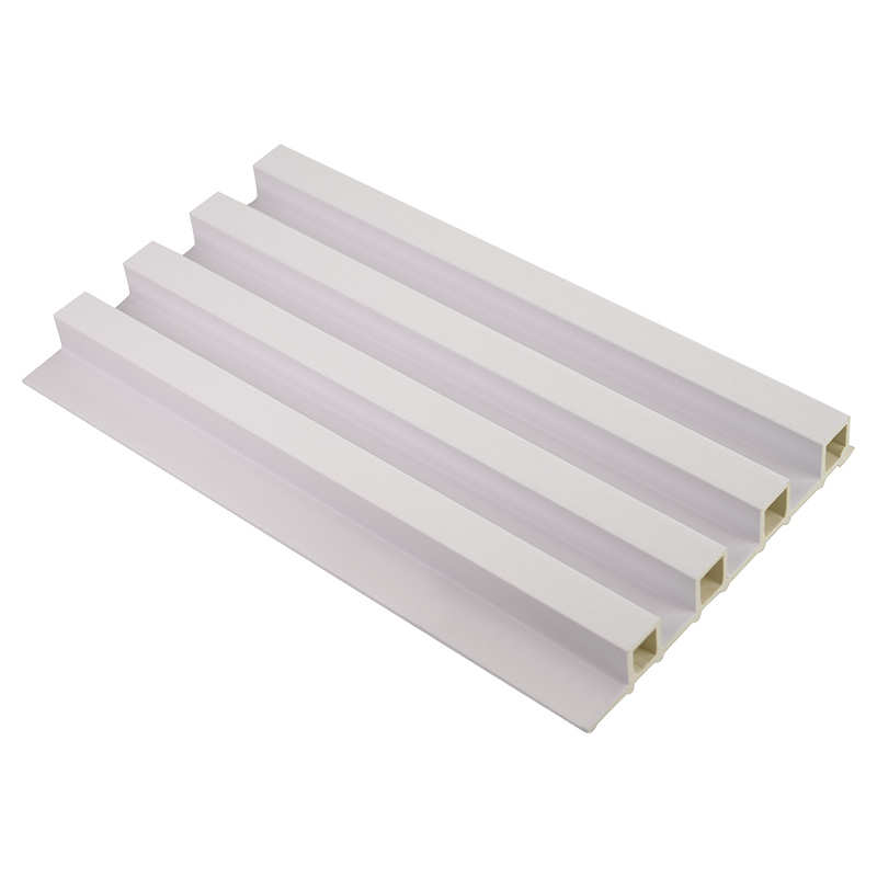 Latitudo 168mm Crassitudo 24mm Interior Decoration PVC Grille Panel
